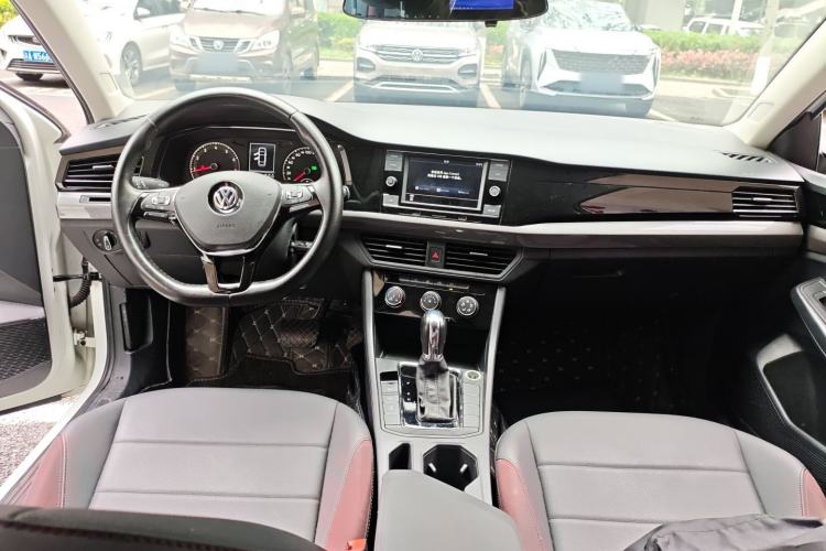 Used Volkswagen Bora 2019 Revised Version 1.5L Automatic Comfort Edition China V Standard
