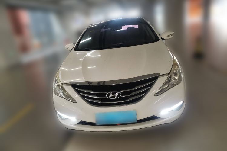 Used Hyundai Sonata 2014 2.4L Automatic Leading Edition China IV Standard Front