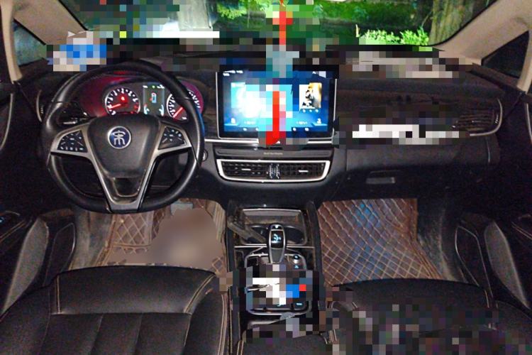 Used BYD Song MAX 2019 1.5T Automatic Smart Connect ZhiLian RuiDong Model 7 Seats China V Emission Standard
