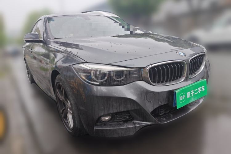 Used BMW 3 Series GT 2019 320i M Sport Front Right 45 Deg