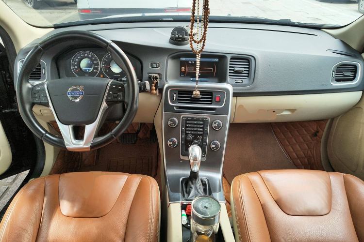 Used Volvo S60 2013 T5 Comfort Edition
