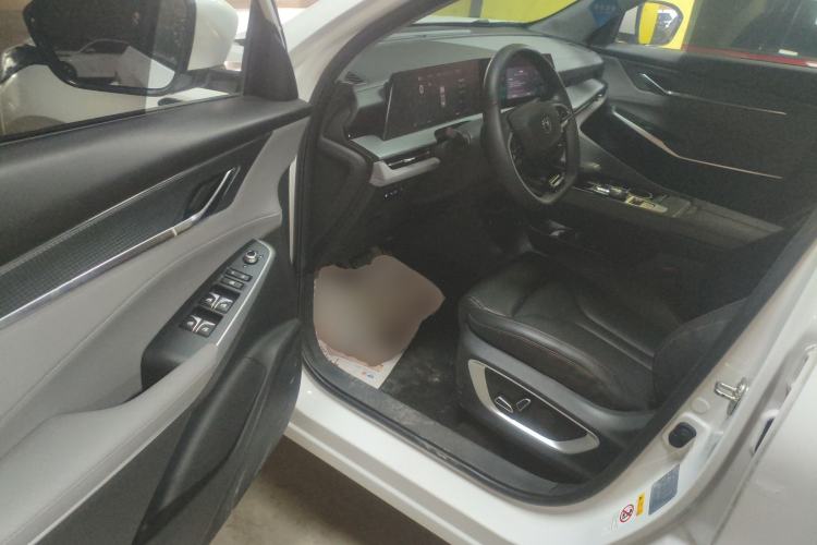 Used Changan CS75 PLUS 2022 2nd Generation 1.5T Automatic Prestige Version
