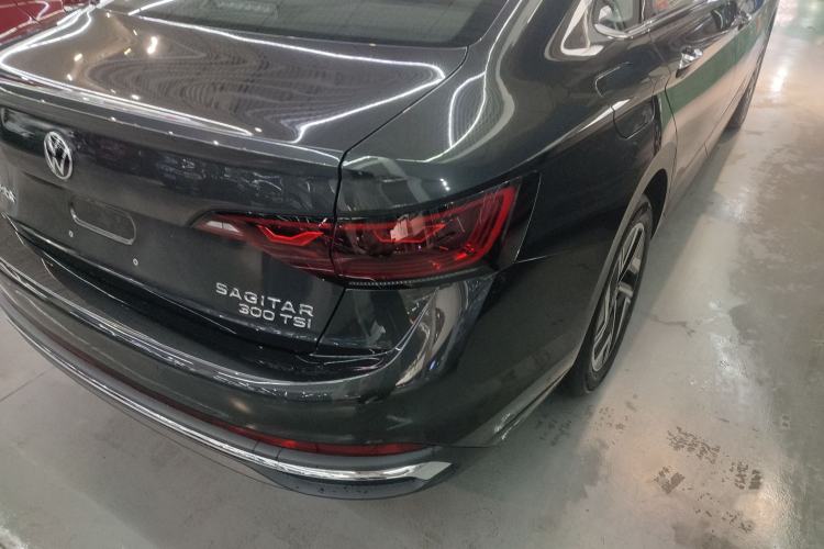 Used Volkswagen Sagitar 2026 Model 30 Million Units Selected 300TSI DSG Surpassing Edition
