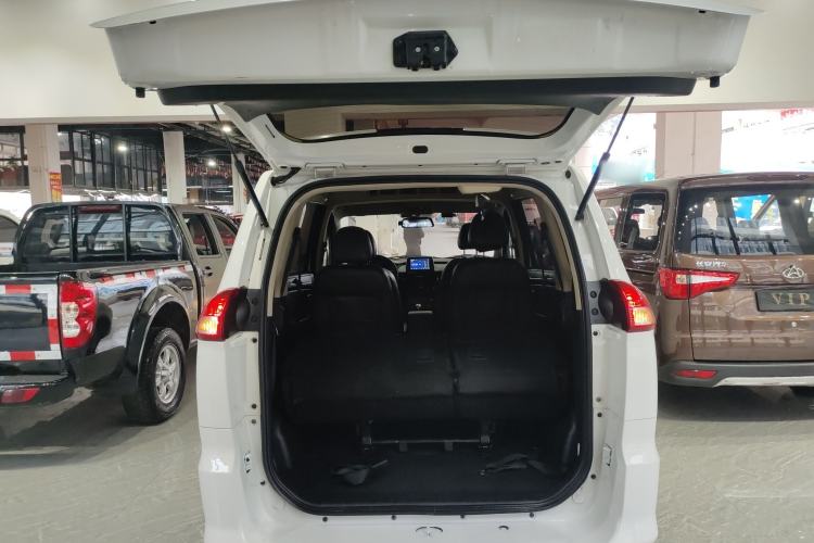 Used Dongfeng Fengon 330 2019 1.5L 330S Manual Comfort Version China VI Standard