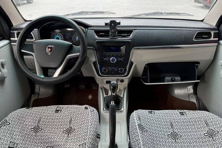 Used Jinbei Hiace X30 2024 1.5L Champion Edition Passenger Vehicle 5/6/7 Seats
