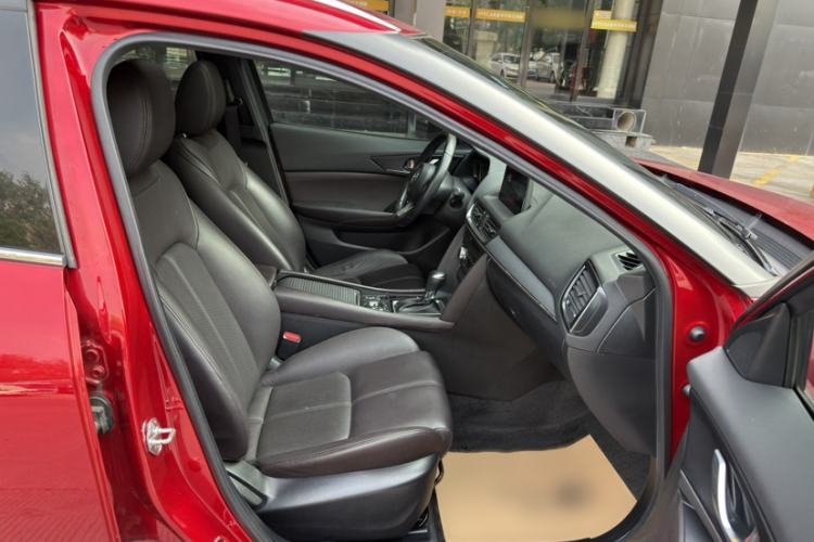 Used Mazda CX-4 2020 2.0L Automatic Two-Wheel Drive Blue Sky Luxury Edition
