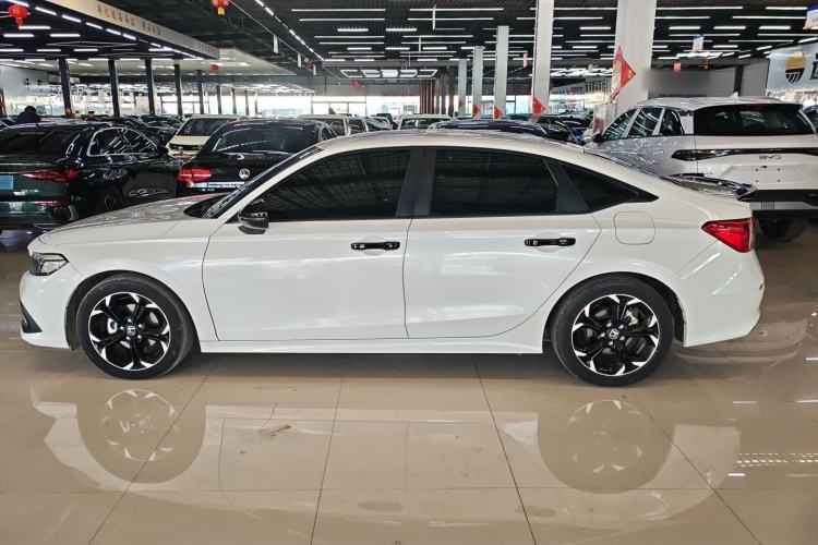 Used Honda Civic 2022 240TURBO CVT Dynamic Edition
