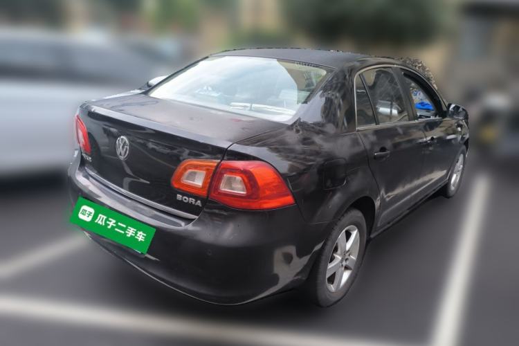 Used Volkswagen Bora 2012 1.6L Automatic Fashion Edition Rear Right 45 Deg