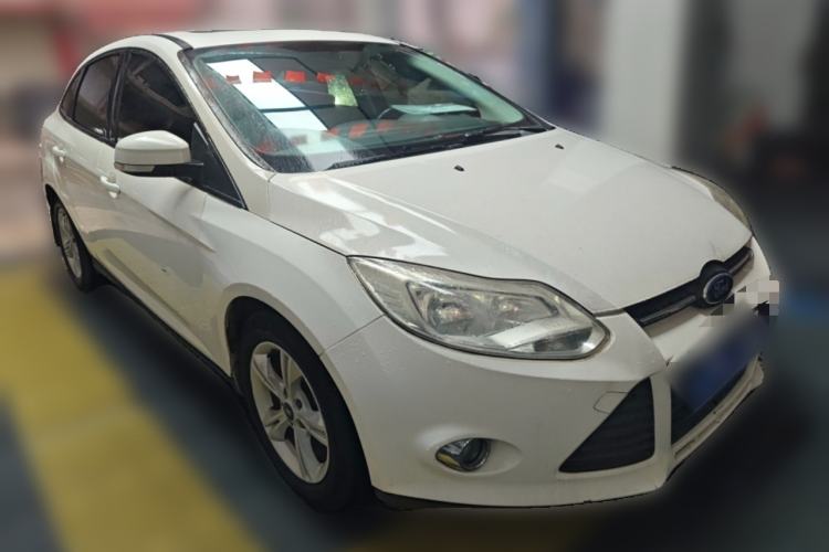 Used Ford Focus 2012 Sedan 1.6L Automatic Fashion Edition