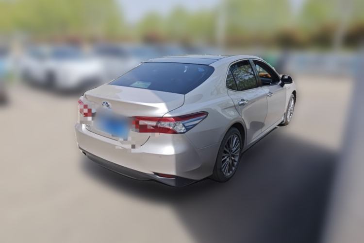 Used Toyota Camry 2018 Dual-Engine 2.5 HG Luxury Edition Rear Right 45 Deg