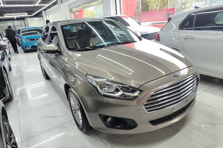 Used Ford Escort 2015 1.5L Automatic Comfort Edition
