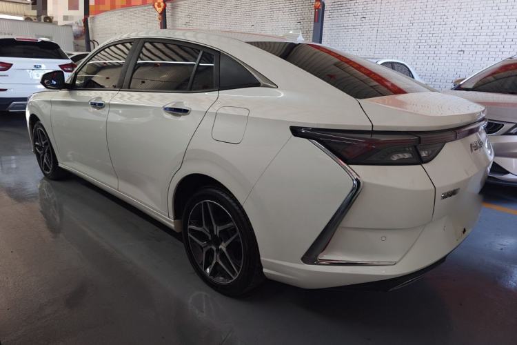 Used Dongfeng Aeolus Yixuan 2021 230T Automatic Chasing Shadow Edition
