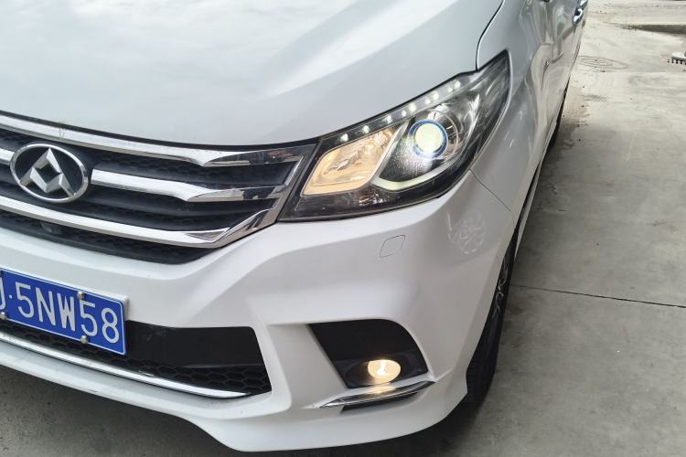 Used SAIC MAXUS G10 2016 2.0T Automatic Luxury Executive Edition Left Front Headlight