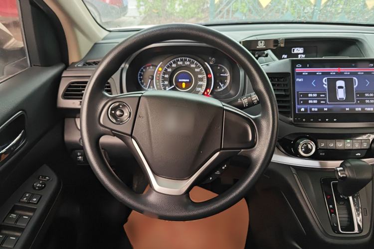 Used Honda CR-V 2016 2.0L Two-Wheel Drive Classic Edition