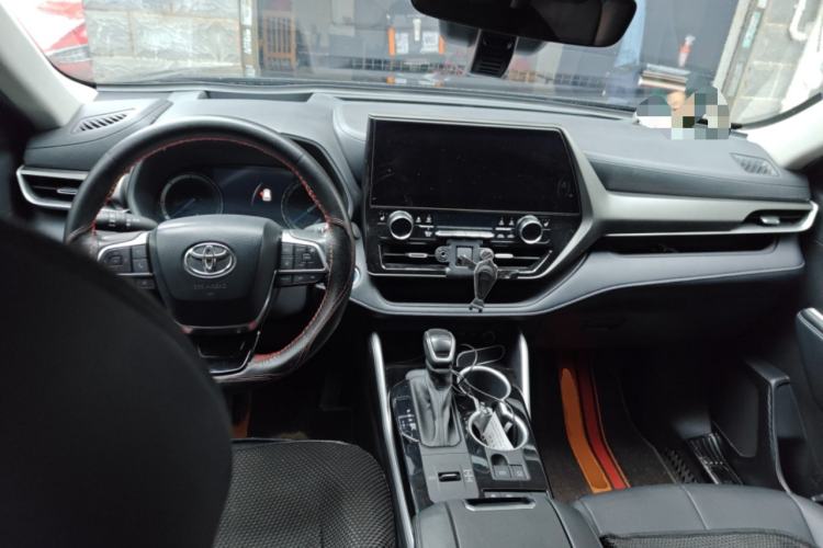 Used Toyota Highlander 2022 Dual-Engine 2.5L Four-Wheel Drive Prestige Version 7 Seats Center Console