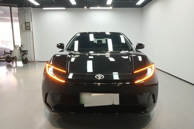 Used Toyota bZ5 2025 Model 550 JOY
