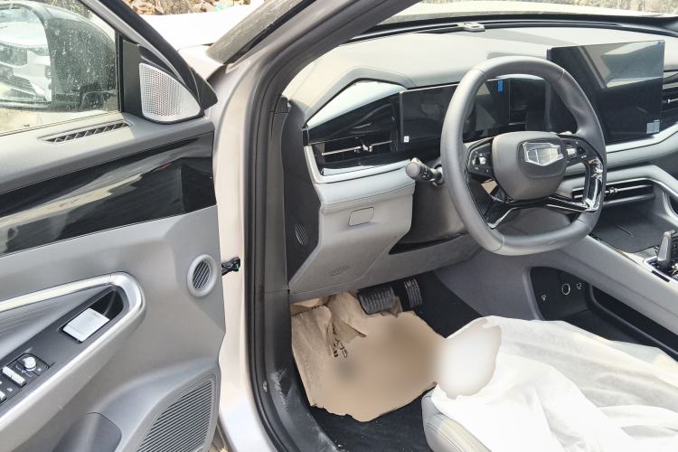 Used Geely Auto Emgrand X7 Sport 2026 Model 1.5TD Aspirational Driver Seat