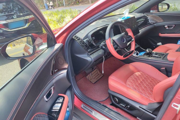 Used BYD Han 2020 EV Four-Wheel Drive High-Performance Flagship Model
