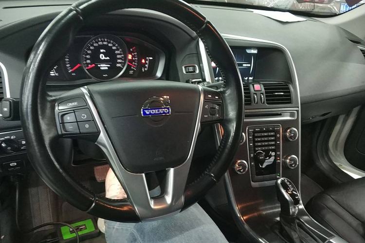 Used Volvo XC60 2014 T5 Zhiyi Edition
