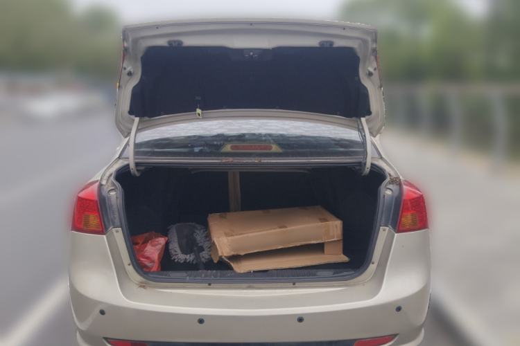 Used Buick Excelle 2011 1.6 LX-MT