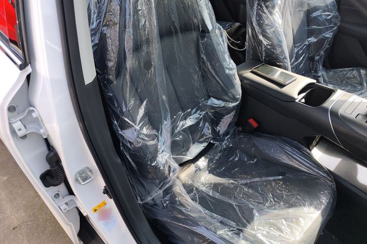 Used CHANGAN Eado 2025 Blue Whale 1.5T 500Bar Prestige Model
