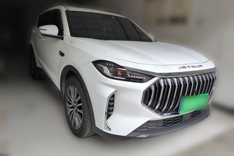 Used JETOUR X70 PLUS 2023 1.5T DCT Ziqiang PRO 7-Seater Front Right 45 Deg