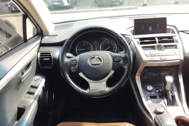 Used Lexus NX 2015 200 Front-Wheel Drive X-Trail SE Edition Steering Wheel