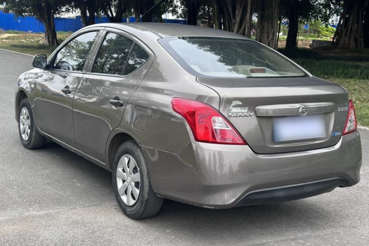 Used Nissan Sunny 2014 1.5XE Manual Comfort Edition
