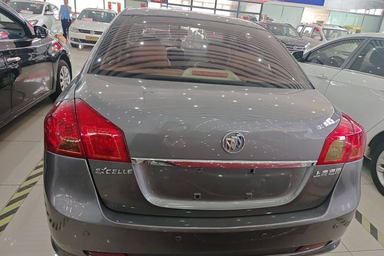 Used Buick Excelle 2013 1.5L Automatic Classic Model
