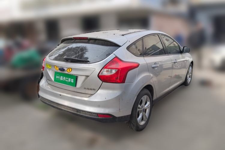 Used Ford Focus 2012 Hatchback 1.6L Manual Fashion Edition
