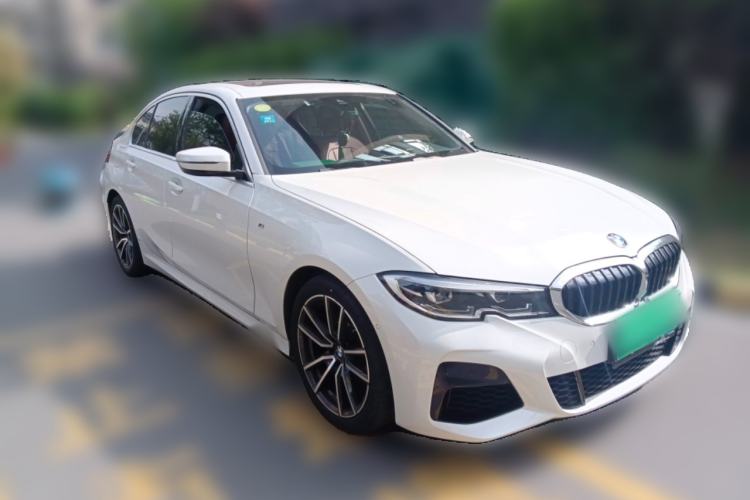 Used BMW 3 Series 2020 Facelifted 325i M Sport Package Front Right 45 Deg