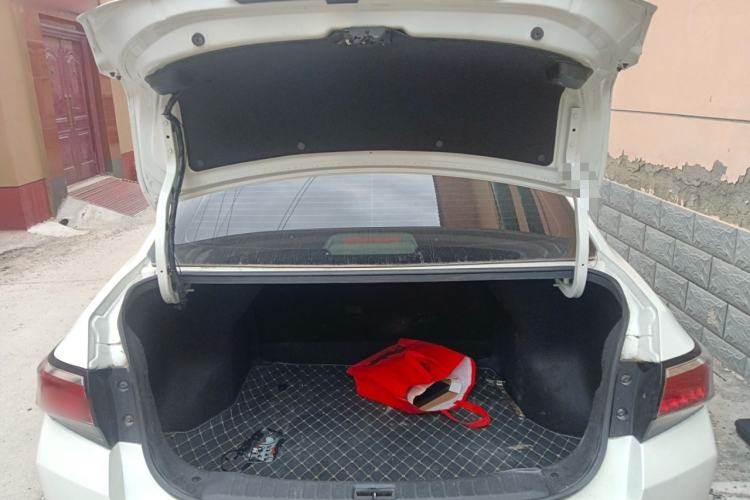 Used Venucia D60 2020 1.6L XL CVT Enjoyment Edition