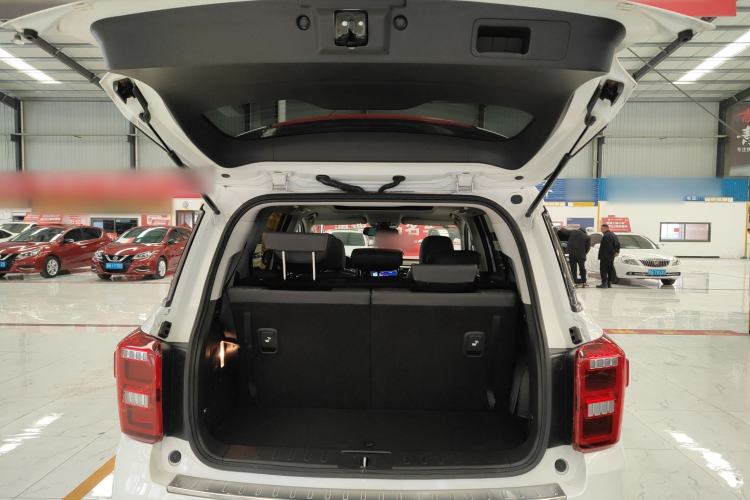 Used GAC Trumpchi GS8 2017 320T Two-Wheel Drive Luxury Smart Connectivity Version (7 Seats)
