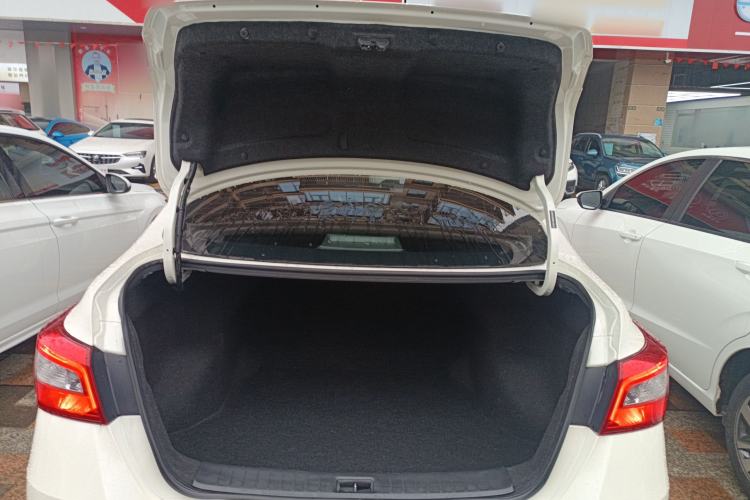 Used Nissan Sylphy 2022 Classic 1.6XE CVT Comfort Edition Trunk