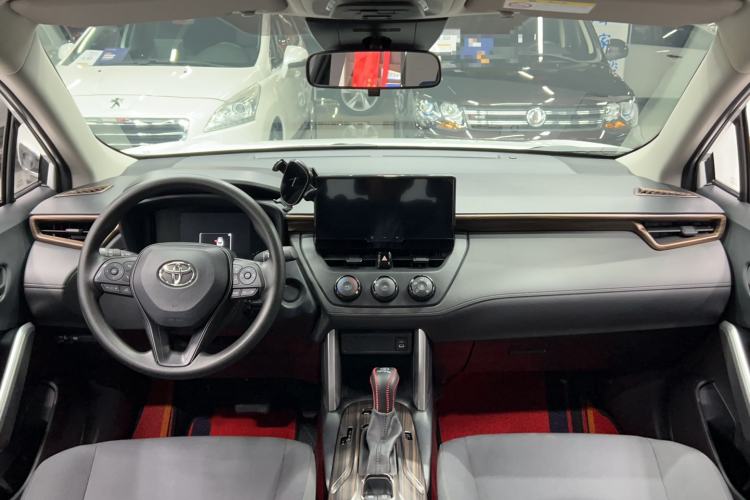 Used Toyota Corolla Cross 2024 2.0L Pioneer Edition
