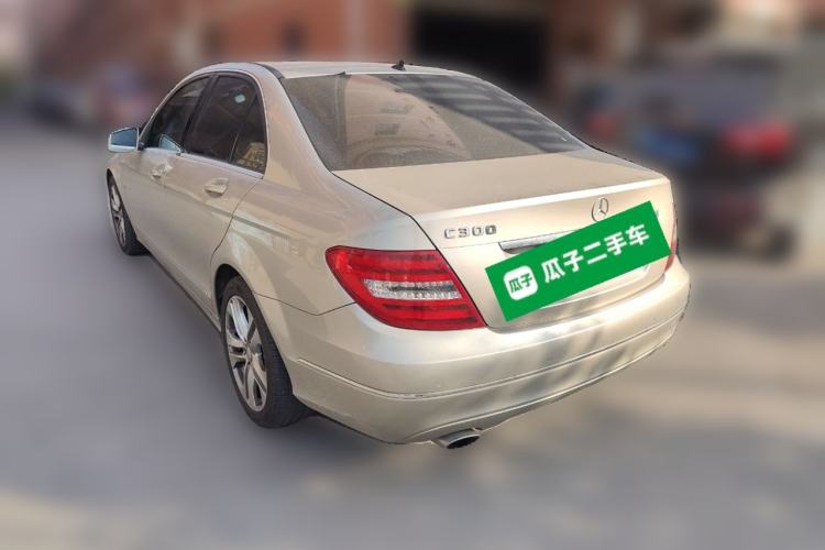 Used Mercedes-Benz C-Class 2011 C 200 CGI Fashion Model Rear Left 45 Deg