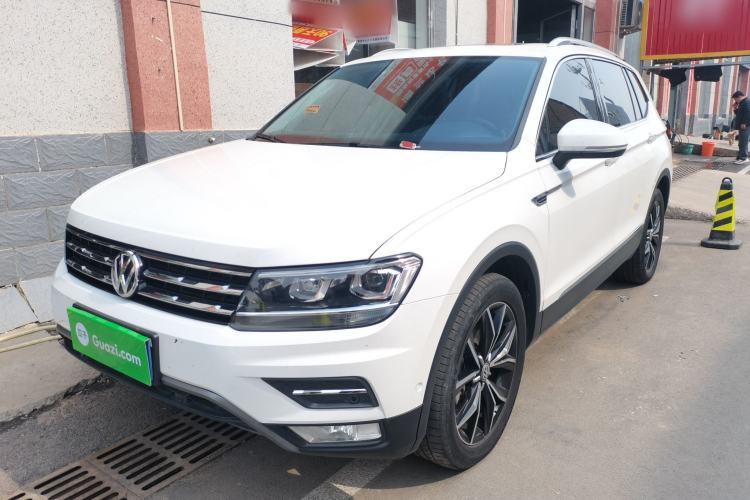Used Volkswagen Tiguan L 2020 330TSI Automatic Two-Wheel Drive Smart Luxury Edition China VI Standard