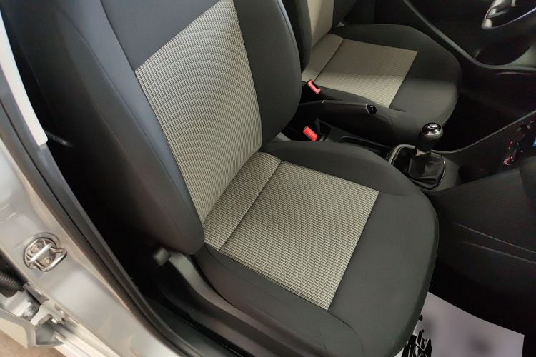 Used Volkswagen Polo 2016 1.4L Manual Fashion Model Right Front Seat