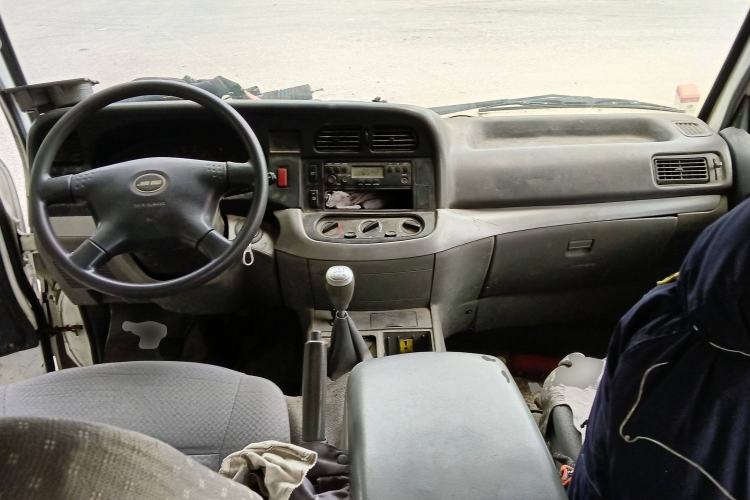 Used Jinbei Hiace 2014 2.0L Fifth-Generation Xiangyun Comfort Type 1 4G20C
