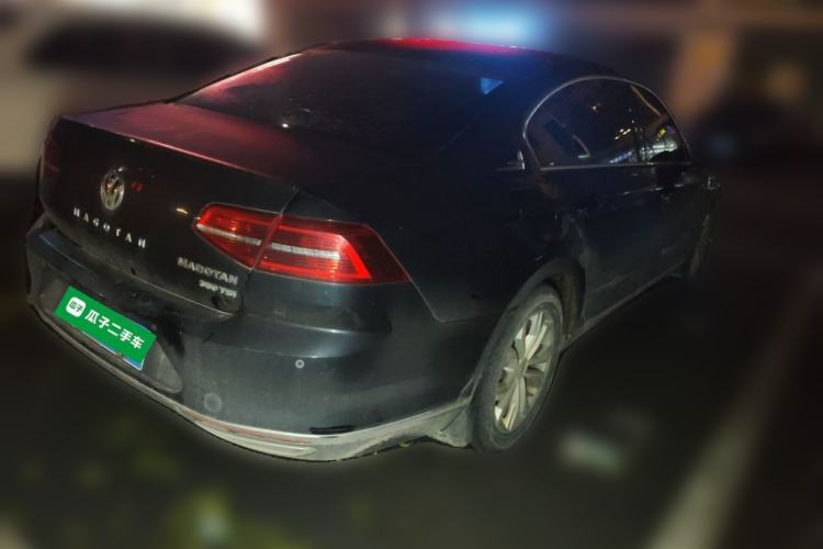 Used Volkswagen Magotan 2018 Facelift 330TSI DSG Luxury Model Rear Right 45 Deg