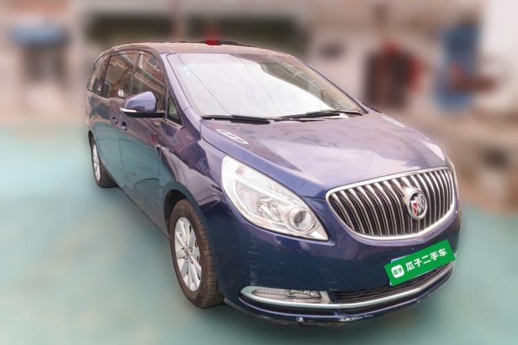 Used Buick GL8 2014 2.4L CT Luxury Business Comfort Edition Front Right 45 Deg