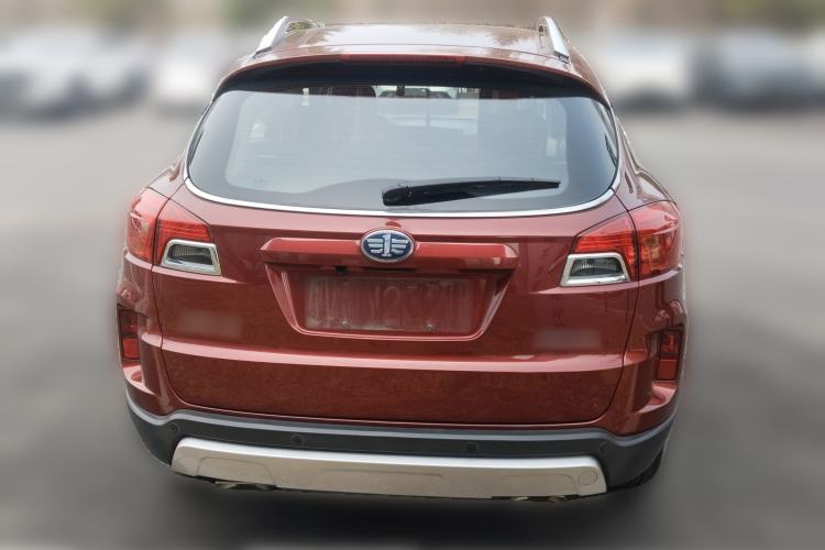 Used Bestune X80 2013 2.0L automatic comfort version Rear