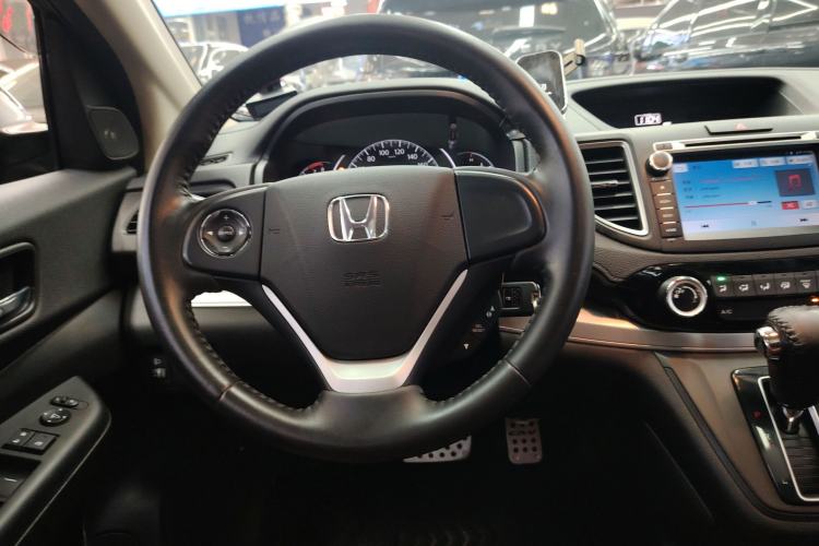 Used Honda CR-V 2016 2.0L two-wheel drive Urban Edition
