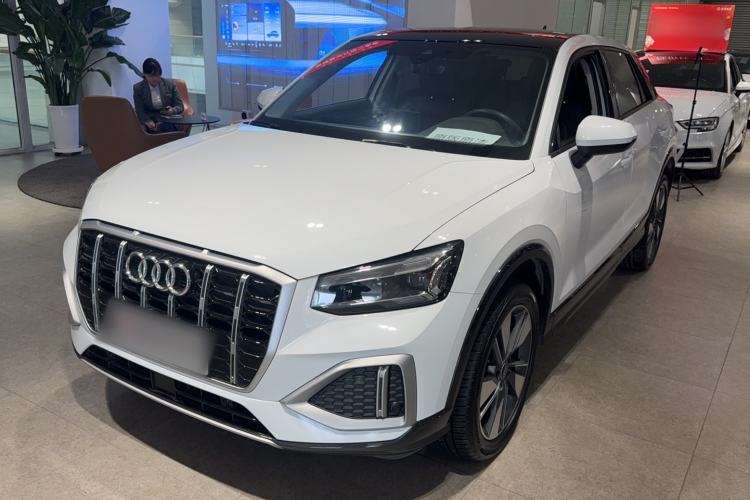 Used Audi Q2L 2023 35TFSI Fashionable and Elegant Model

