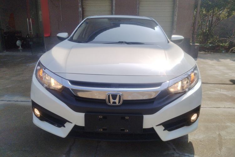 Used Honda Civic 2016 180TURBO CVT Comfort Version
