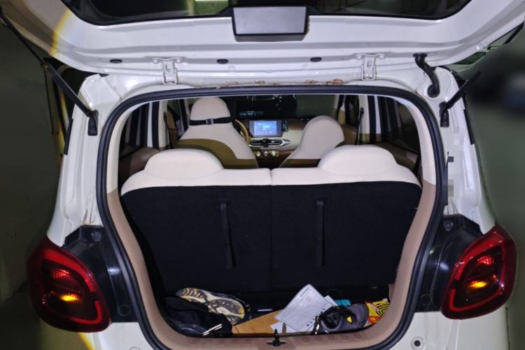 Used Wuling Hongguang MINIEV 2025 Four-Door Version Zhenxiang+ Edition Trunk