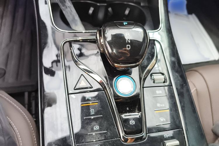 Used BYD Han 2024 DM-i Glory Edition 121KM Prestige Model