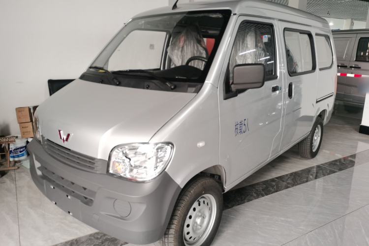 Used Wuling Zhiguang 2023 1.5L Practical Version 5/7 Seats