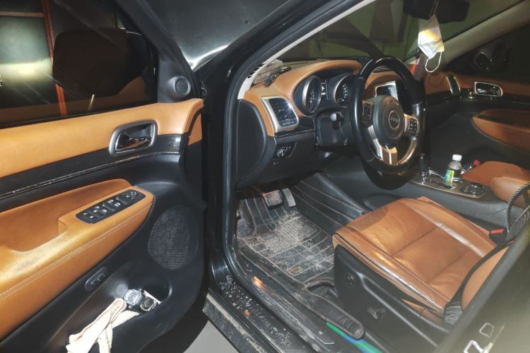 Used Jeep Grand Cherokee 2011 Revised 3.6L Flagship Edition