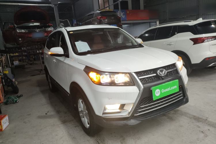 Used HYOSOW S3 2016 S3L 1.5L Manual Prestige Edition Front Right 45 Deg